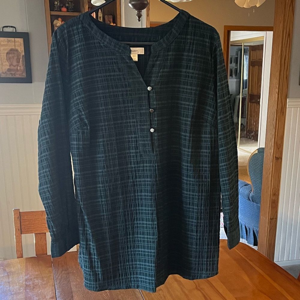 NEW CJ Banks blouse